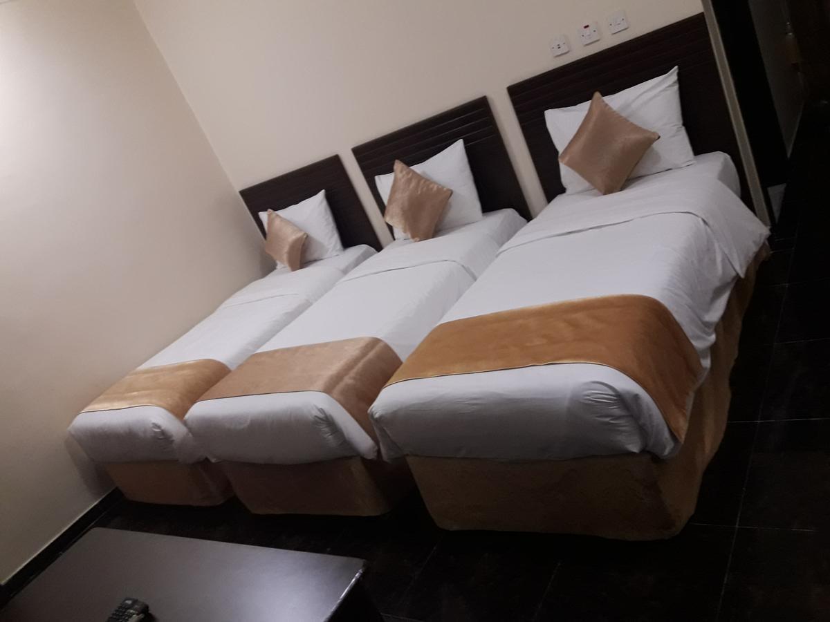 Lake Hotel Mukhi エクステリア 写真